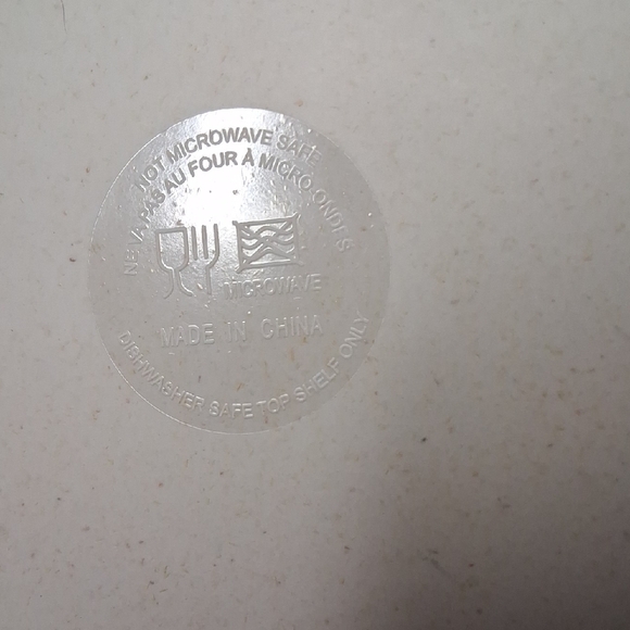 Leaf-Shaped Multicolor Platter - Picture 4 of 7